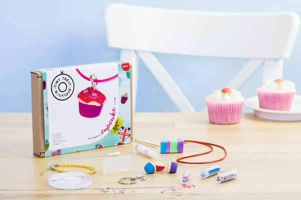 Cupcake-Themed Jewellery Craft Kit (Makes 3 Items)